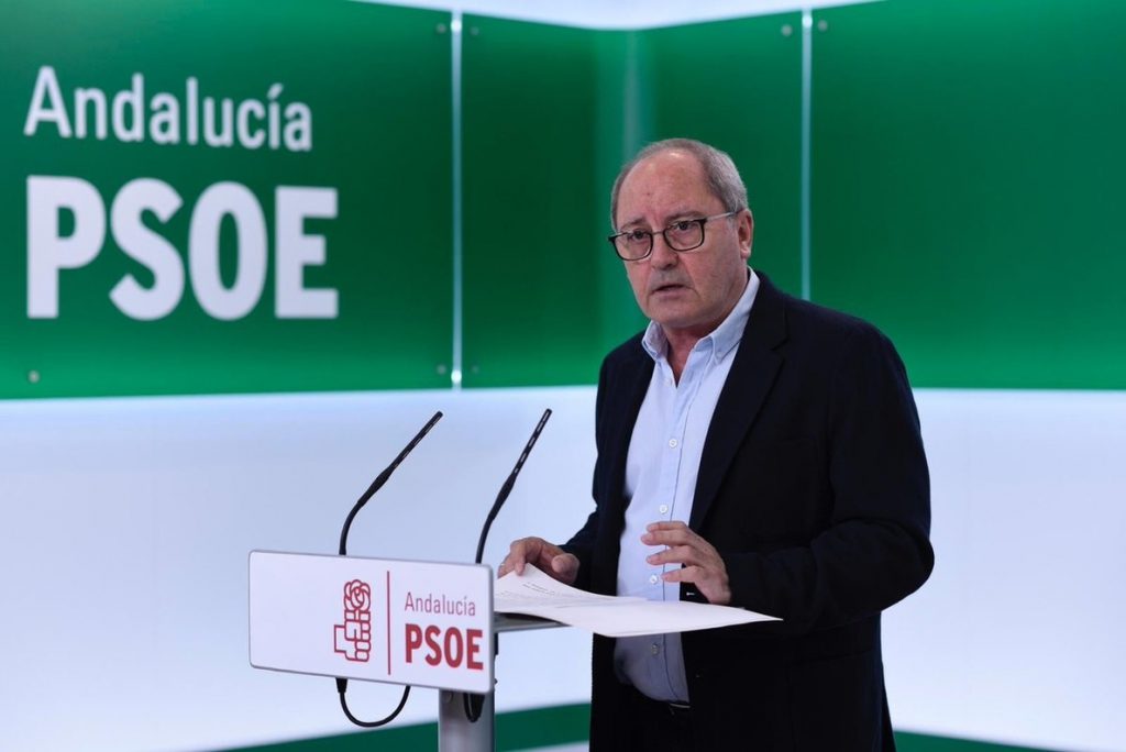 PSOE-A critica el «desprecio» de Casado a los andaluces y la autonomía y augura que ya da por «desahuciado» a Moreno