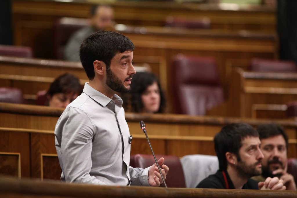 El diputado Pablo Bustinduy encabeza una lista «de unidad» en Podemos para las elecciones europeas de 2019