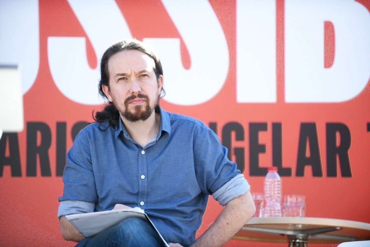 Pablo Iglesias niega que peligre la integración de Podemos en la candidatura de Carmena y avisa: «Nadie sobra»