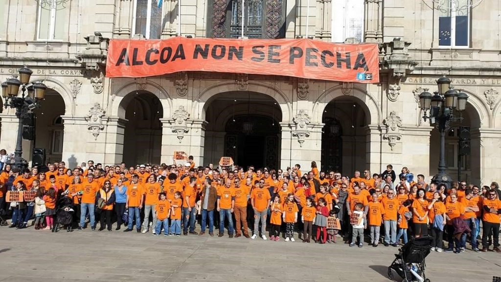 Trabajadores de Alcoa se manifiestan en A Coruña, a la espera de la decisión de Europa sobre el ERE extintivo