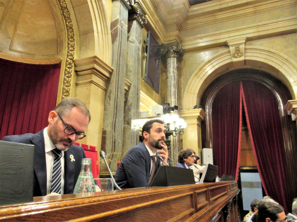 Vicepresidente del Parlamento catalán (JxCat) pide expulsar a Mossos antidisturbios por las cargas en Gerona y Tarrasa