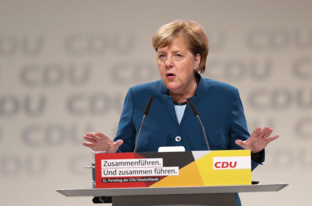 Merkel avisa a May de que no hay renegociación posible del Brexit