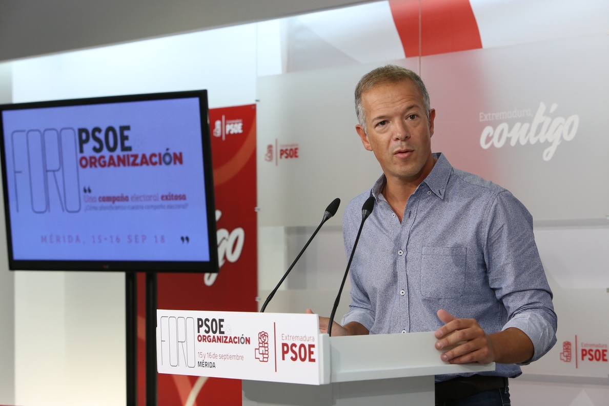 El PSOE asegura que el «botón rojo del 155» lo tiene Torra como en su día Puigdemont, «que decidió activarlo»