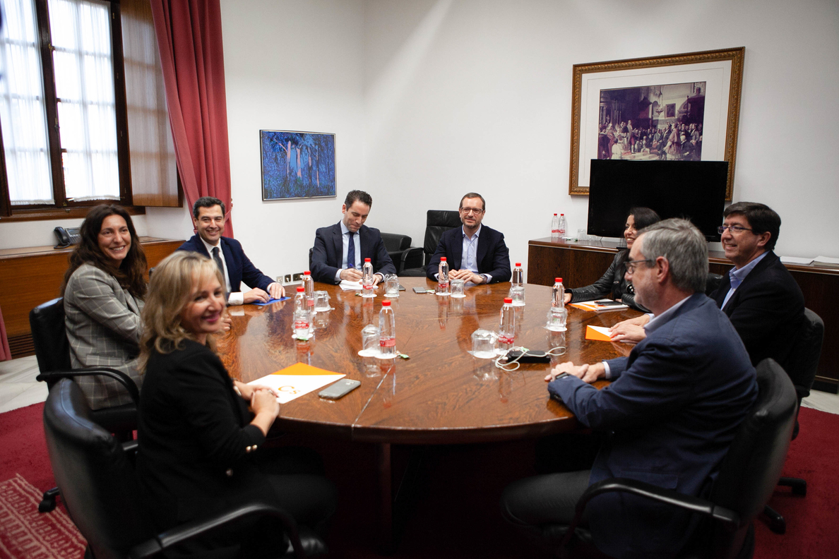 PP y Cs mantienen la segunda reunión en Andalucía para cerrar un pacto