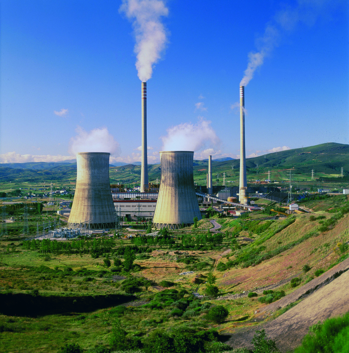 Endesa presenta la solicitud de cierre para sus centrales de carbón de Compostilla y Andorra
