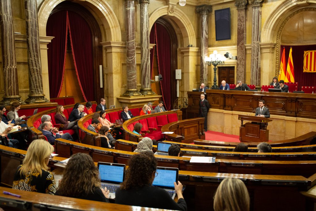 JxCat y ERC pierden más de 50 votaciones en el Parlamento catalán desde la pérdida de la mayoría