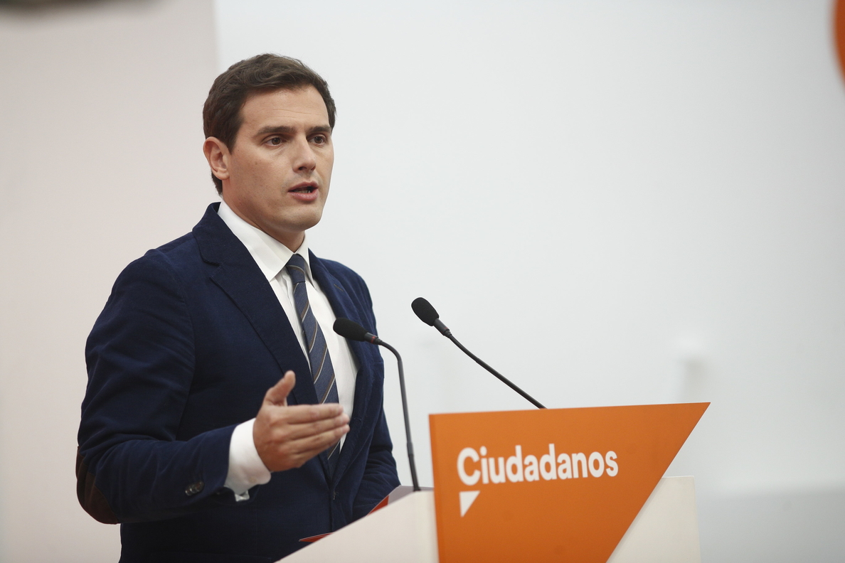 Rivera subraya que las medidas que el PP ha firmado con Vox no serán vinculantes para el Gobierno de Andalucía