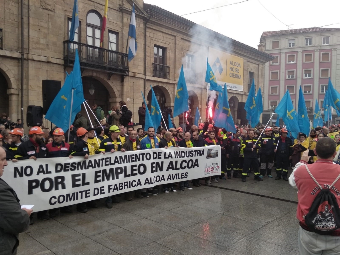 La alcaldesa de Avilés pide al Gobierno la «intervención temporal» de las plantas de Alcoa