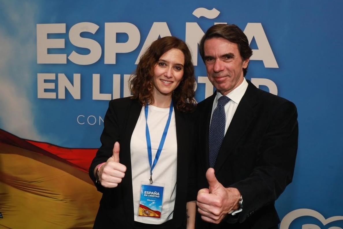 Díaz Ayuso dice que con el discurso de Aznar «queda claro» que «nace un líder, que es Pablo Casado»
