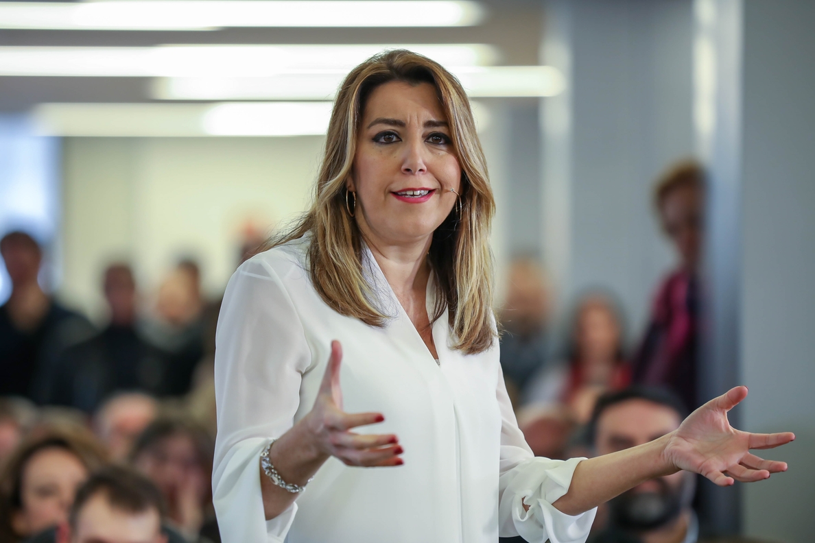 Susana Díaz se siente «fuerte y con ganas» y avisa de que la «división» en la izquierda «fortalece» a la extrema derecha