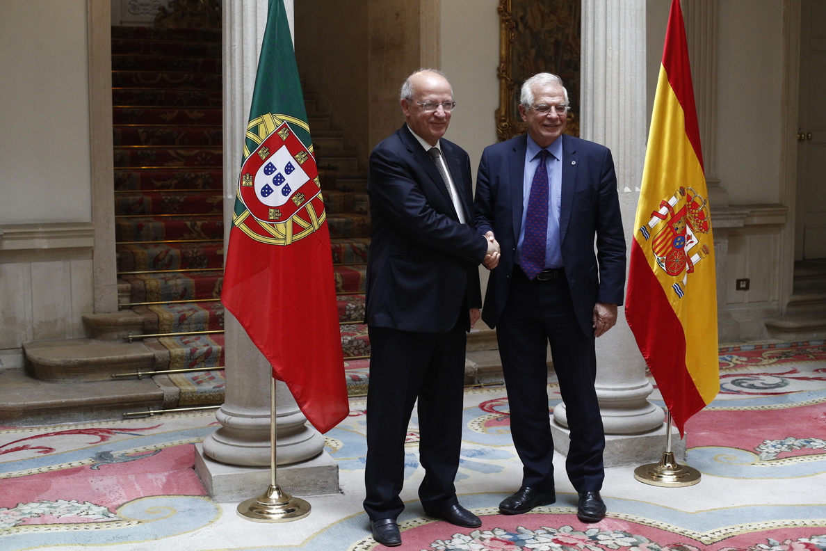 España y Portugal defienden su apuesta por el diálogo en Venezuela y recuerdan que allí viven «un millón de europeos»