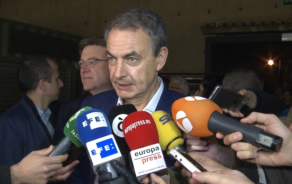 Zapatero ve «lógico» el adelanto y pide a los partidos independentistas «una reflexión muy a fondo»