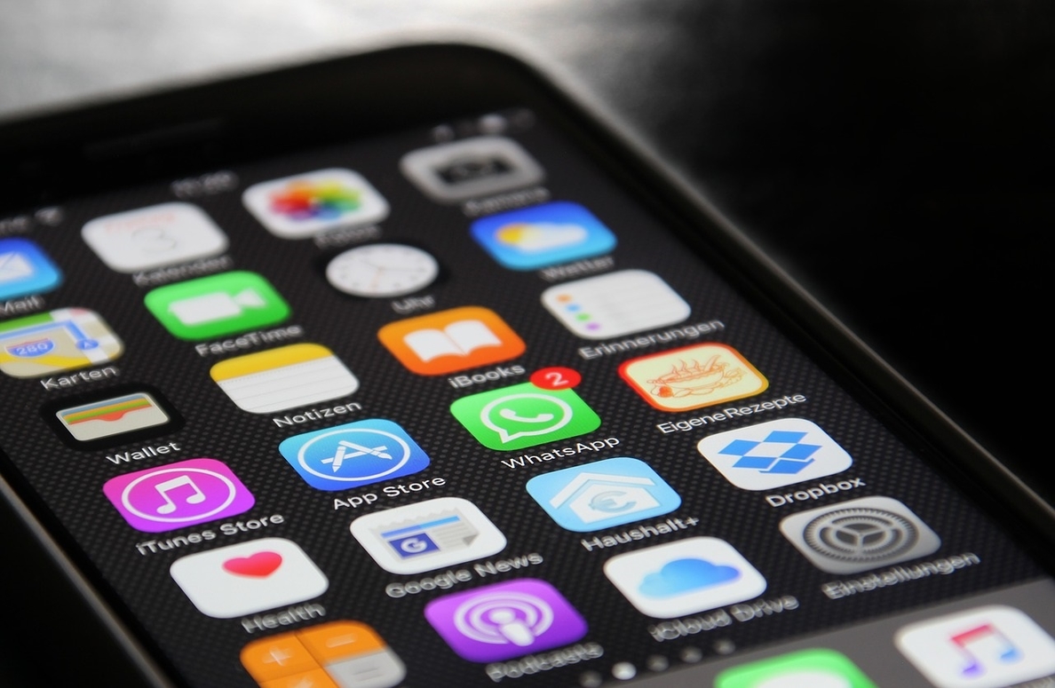 Apple hará que una misma »app» pueda ser compatible con iPhone, iPad y Mac en 2021, según Bloomberg