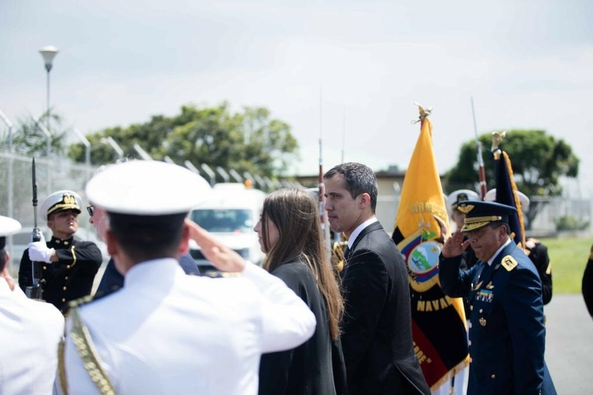 Guaidó reitera su oferta de amnistía militar y avisa de «consecuencias» a quienes la rechacen