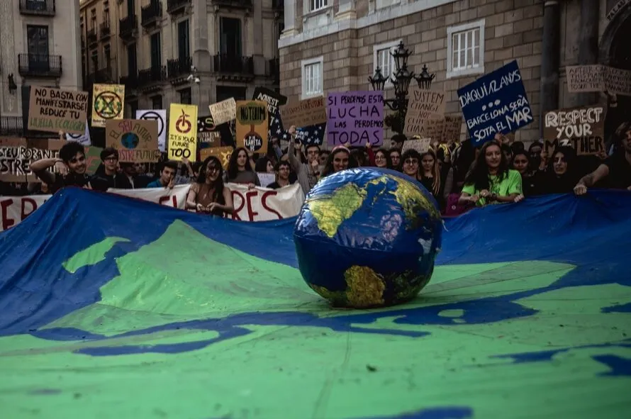 El movimiento climático vuelve a las calles en apoyo al Juicio por el Clima, la denuncia contra el Gobierno ante el TS