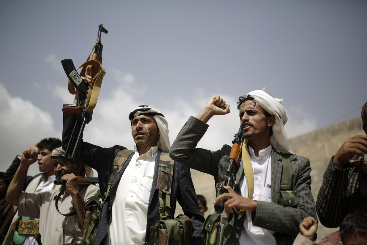 Los insurgentes huthis amenazan con atacar las principales de Arabia Saudí si fracasa el acuerdo en Yemen
