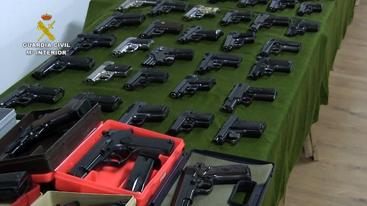 España tiene casi tres millones de armas con licencia, de las que 8.459 son del tipo B para »autodefensa» particular