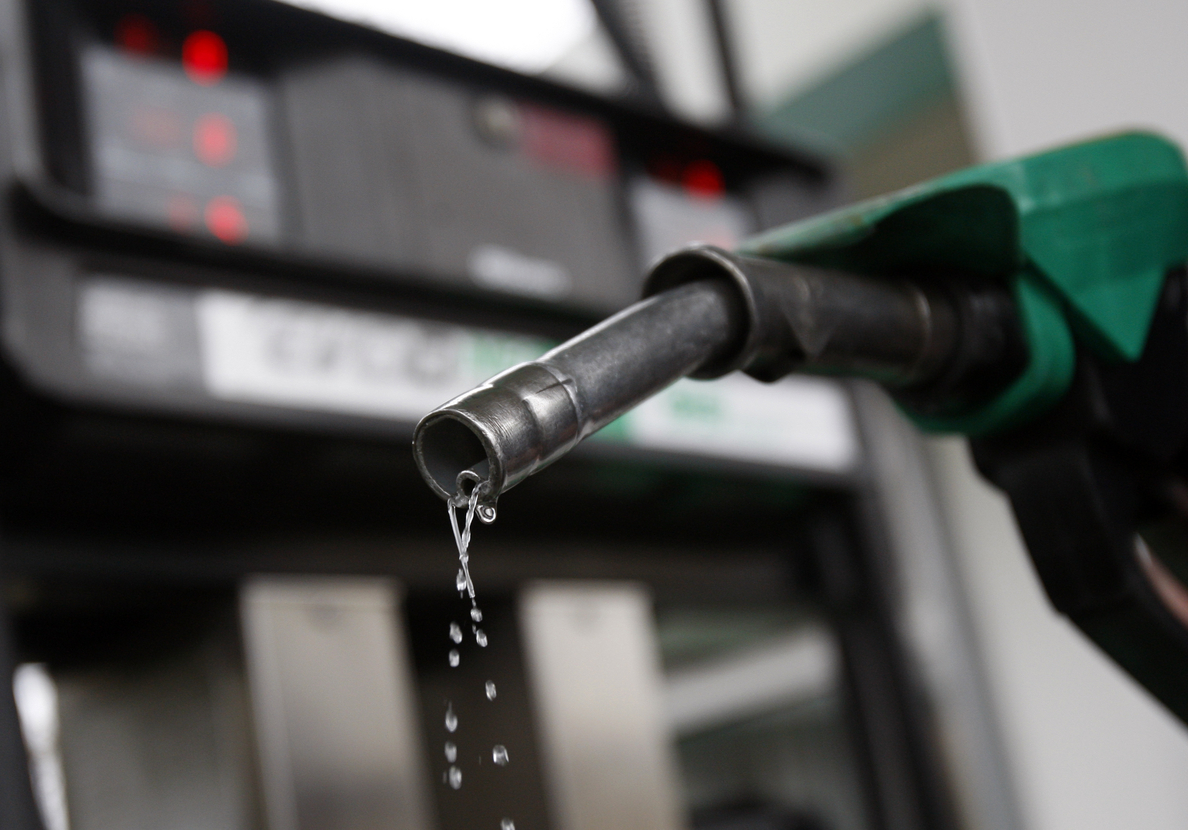 Gasolina y gasóleo suman ya diez semanas al alza y se encarecen casi un 9% en lo que va de año
