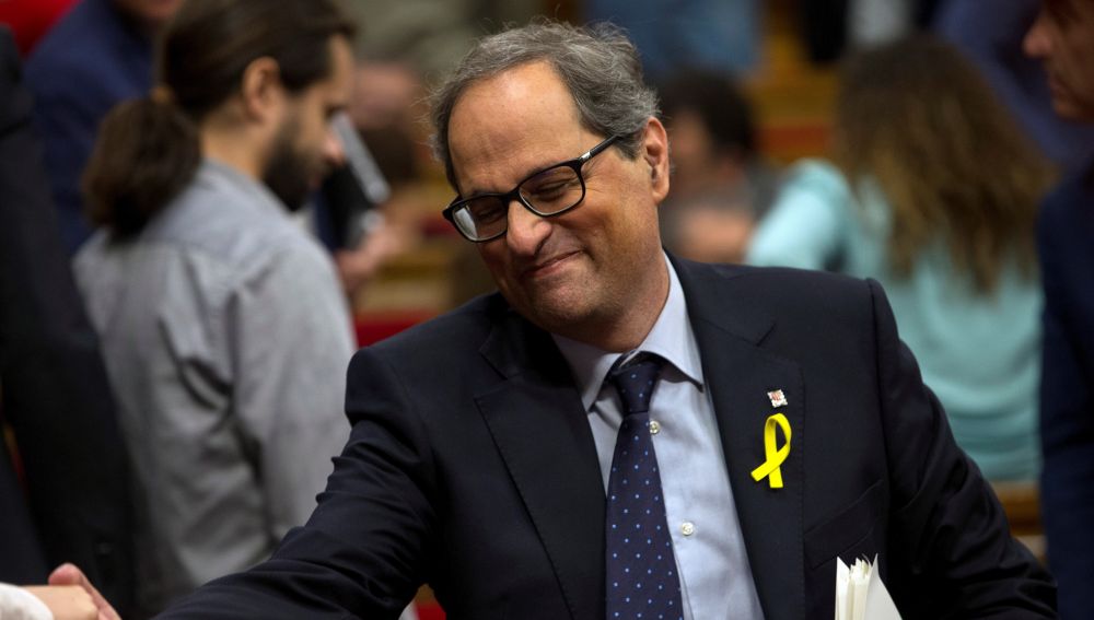 Fiscalía de Cataluña se querellará contra Torra por desobedecer a la JEC sobre la retirada de lazos