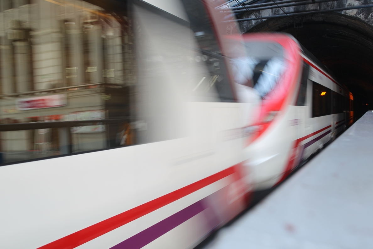 Renfe lanza la compra de 211 trenes de Cercanías de »gran capacidad» por 2.726 millones