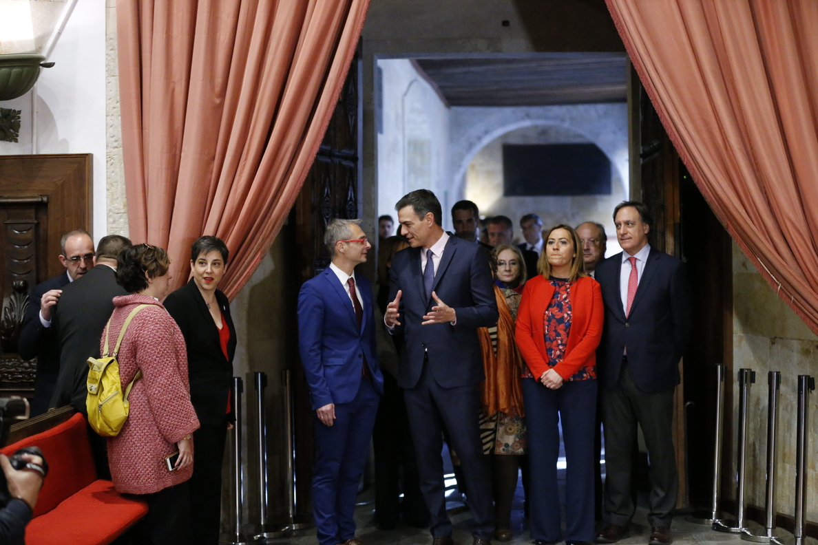 Pedro Sánchez aboga por un nuevo marco legal «completo y estable» para que España «lidere la revolución digital»