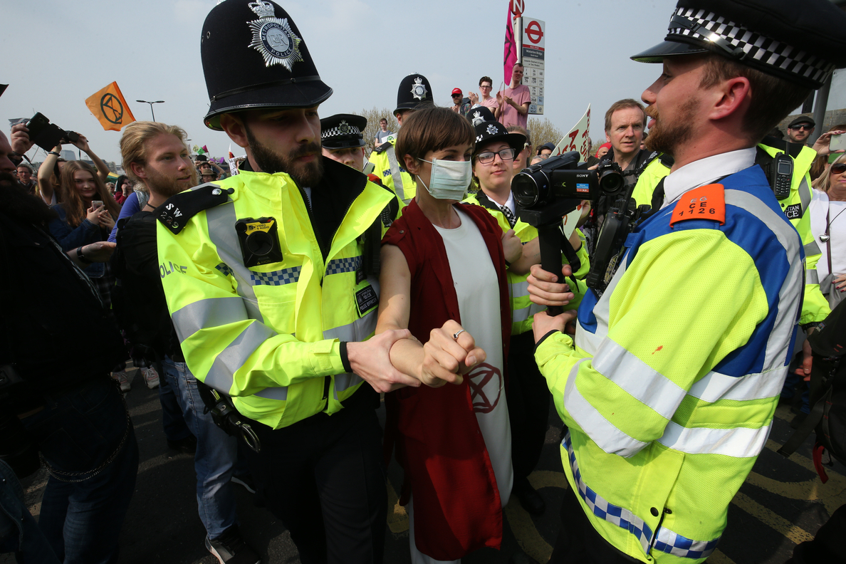 Ya son más de 400 los detenidos en el marco de las protestas contra el cambio climático en Londres