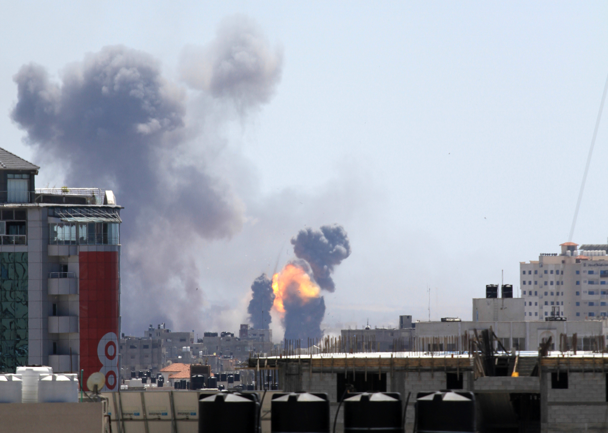Un niño de un año y su madre embarazada, muertos en bombardeos israelíes sobre la Franja de Gaza