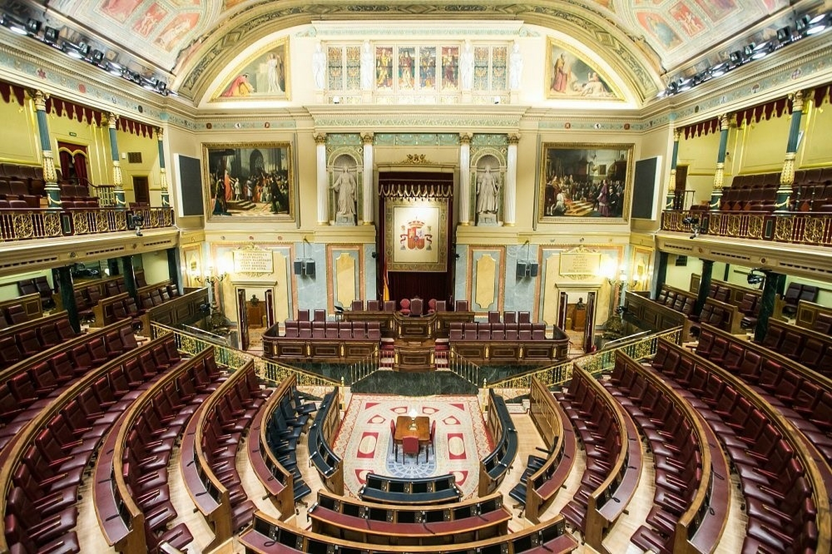 El nuevo Congreso arranca mañana con la elección de su Mesa presidencial y el juramento constitucional de los diputados