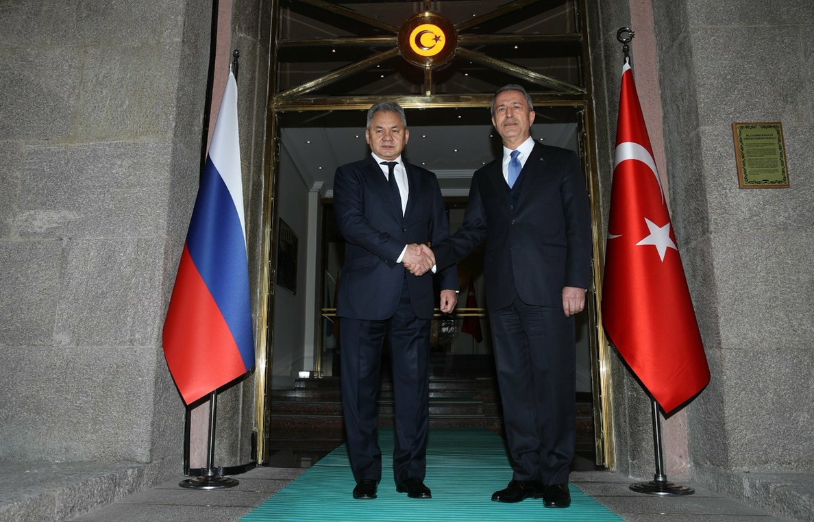 Rusia y Turquía abordan posibles «medidas» para «reducir la tensión» en la provincia de Idlib