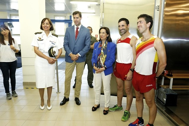 Atletas españoles se entrenan en cámaras del Ejército que recrean las duras condiciones que habrá en el Mundial de Doha