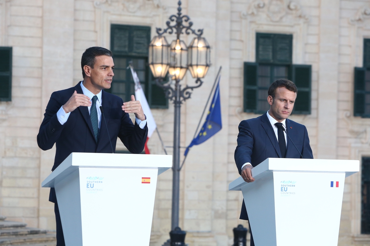 Sánchez y Macron abordan en Malta el reparto de altos cargos de la UE y la formación de mayorías en el Parlamento