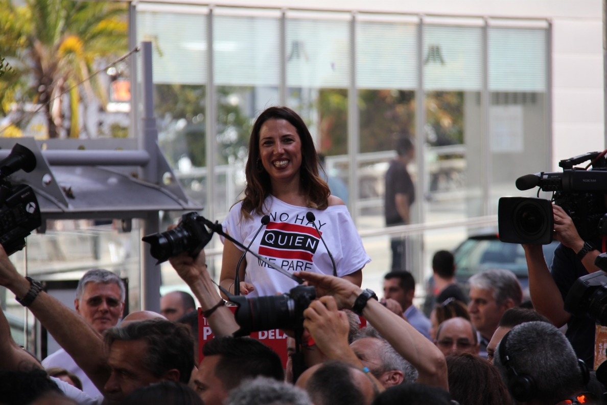 Patricia Hernández (PSOE) es elegida alcaldesa de Santa Cruz de Tenerife y pone fin a 40 años de gobierno de CC