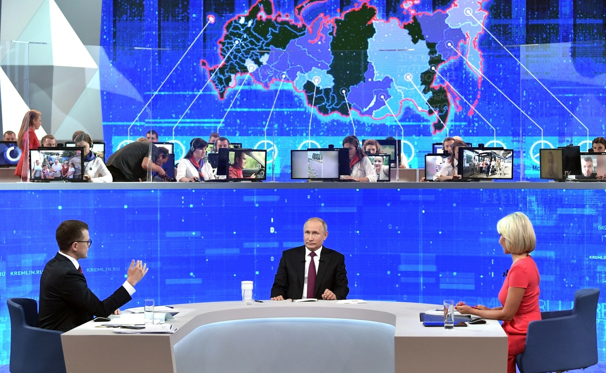 El centro de recepción de llamadas sufre un ciberataque en plena Línea Directa con Putin