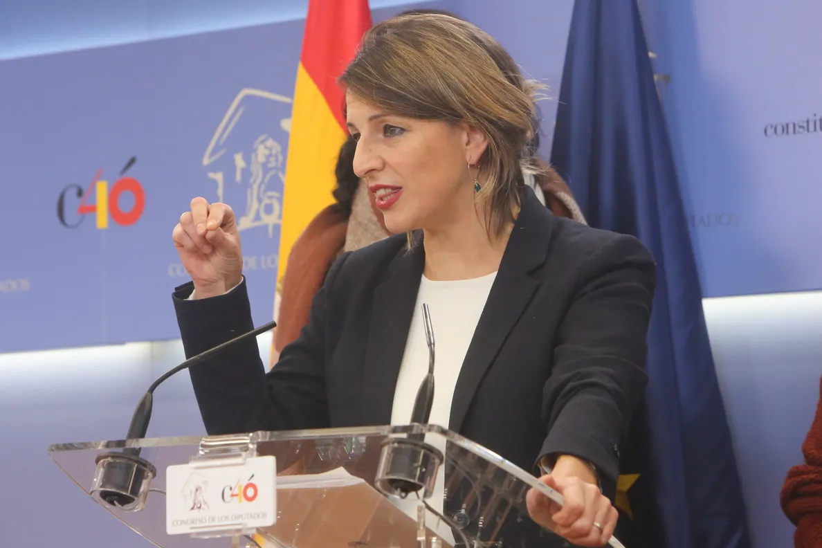El paro registrado se redujo en 89.849 personas en el mes de julio