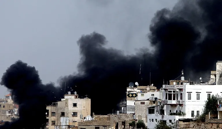 Beirut devastada por una explosión que deja al menos 135 muertos y 5.000 heridos