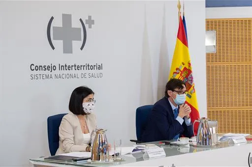 Sanidad anuncia los quince grupos de población para la vacuna contra la COVID