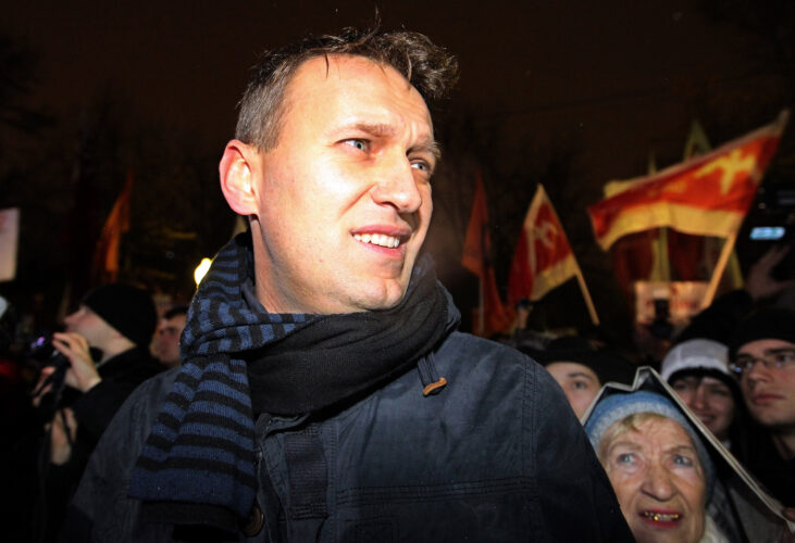 El opositor ruso Alexey Navalny, que permanece en Alemania, anuncia que regresará en enero