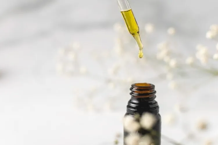 Aceite esencial de cáñamo para calmar la ansiedad