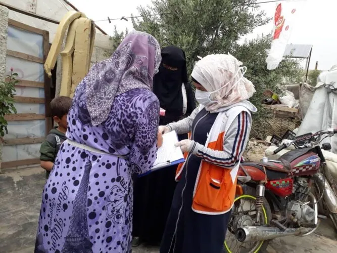 Los casos de COVID-19 se duplican en un mes en Siria donde solo 54.000 personas están vacunadas