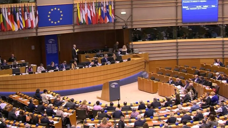El PE tomará acciones legales contra Bruselas si desbloquea fondos para Hungría