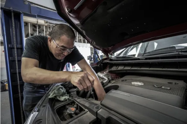 El Fondo Europeo desbloquea 2,8 millones de euros para apoyar a los trabajadores despedidos en el sector automovilístico en Cataluña