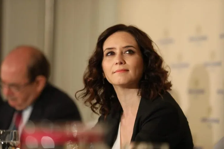 Victoria hegemónica del PP a seis meses de las generales y a la espera de Vox
