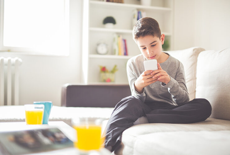 Según un informe, 1 de cada 3 menores quiere ser influencer: los peligros de que tus hijos se expongan en internet