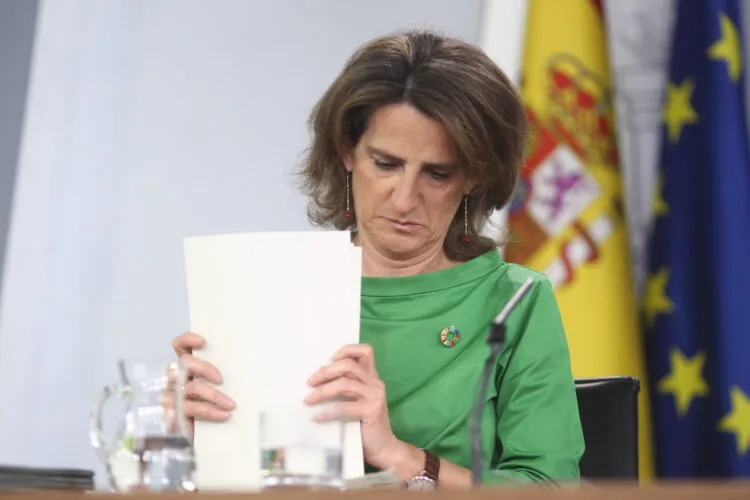 Teresa Ribera y Margarita Robles, números 2 y 4 de la lista de Sánchez