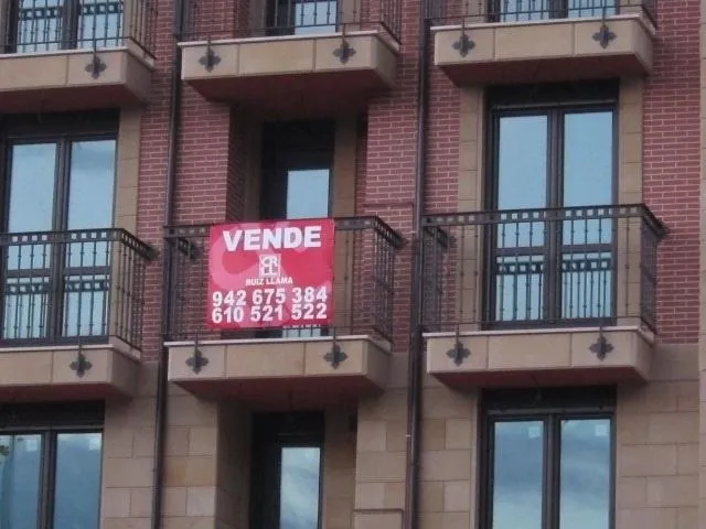 El precio de la vivienda se modera tras casi dos años de subidas y cerrará 2023 con alzas no superiores al 2,5% interanual
