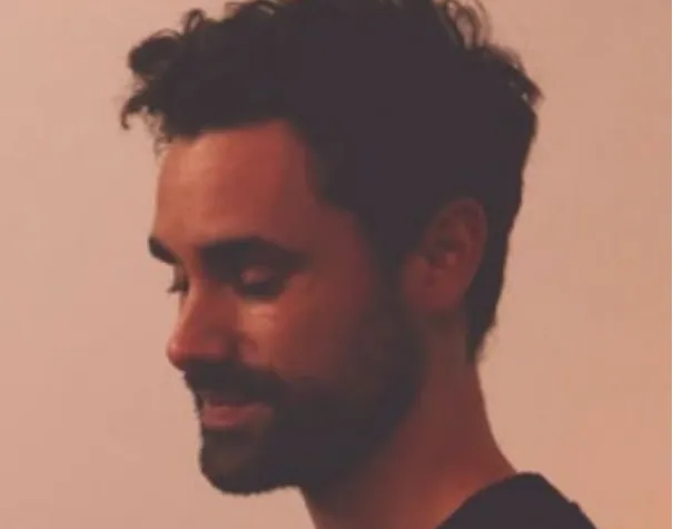 Adrián Foulkes estrena en Madrid su álbum Patenthesis, en el auditorio del Centro de Cultura Contemporánea Condeduque