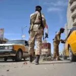 EEUU y Reino Unido bombardean Yemen en respuesta al ataque de los hutíes: el Pentágono lo califica de «éxito»