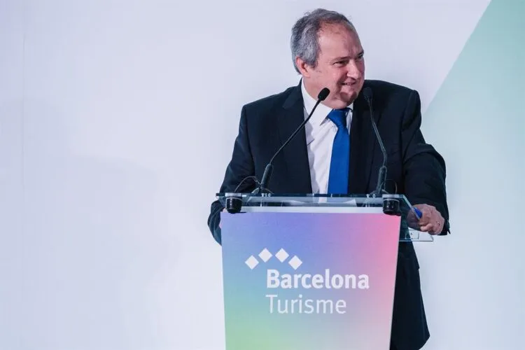 Hereu inaugura la Convención de Turismo de Barcelona y anuncia ayudas de 96 millones