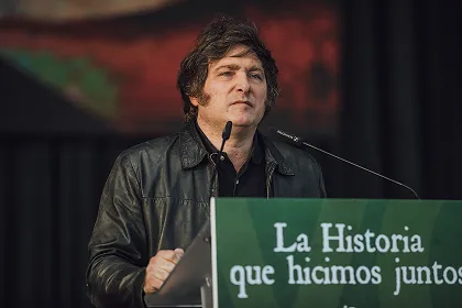 Milei, en Madrid para recibir la polémica condecoración de Ayuso